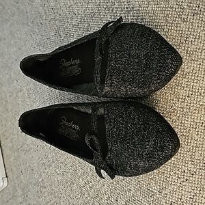 Skechers flats